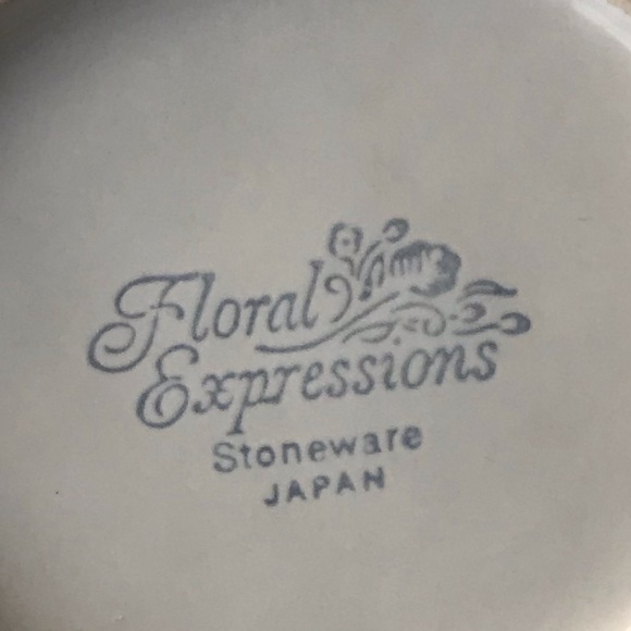 Vintage Hearthside “Floral Expressions” Gravy Boat Stoneware  3.25” Tall - Picture 7 of 9